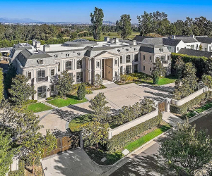 Armenia's Prosector General Provides No Specifics on $36 Million Sale of Los Angeles Mansion Owned by Former Finance Minister
