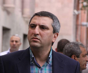 Կառավարության երազանքը՝ վախեցած, բայց երջանիկ  հանրություն